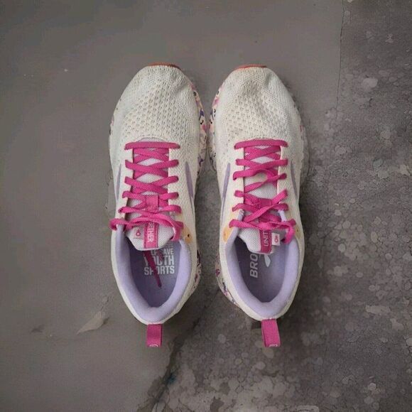 Brooks Revel 4 Athletic Running Shoes Women's Size 7.5 - Picture 4 of 7